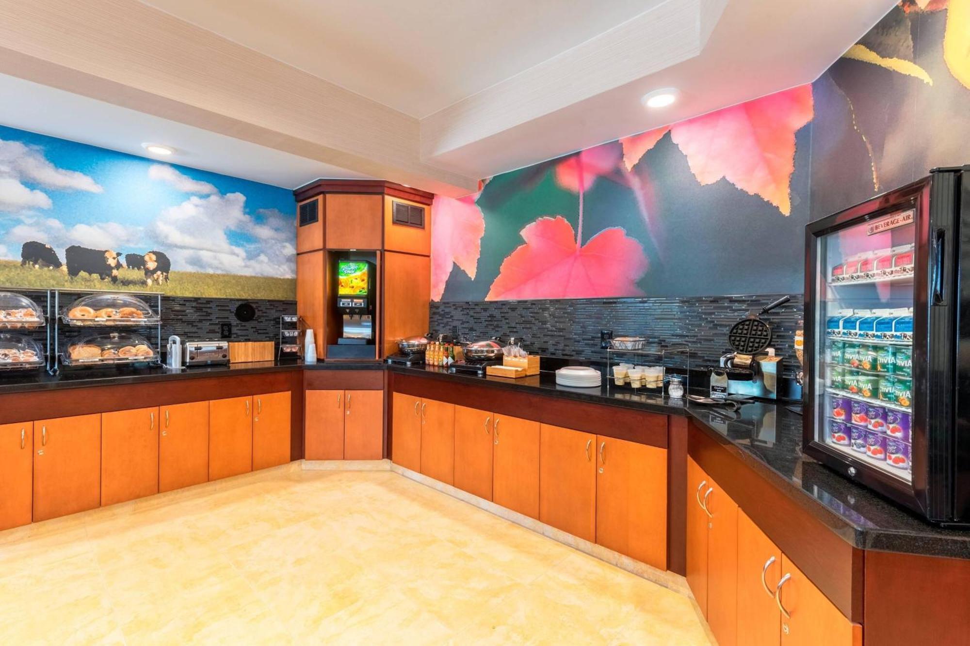 Fairfield Inn & Suites Stevens Point Ngoại thất bức ảnh