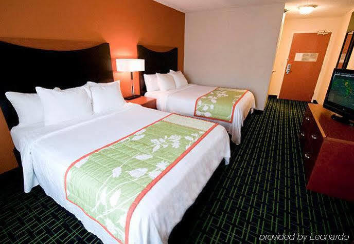Fairfield Inn & Suites Stevens Point Ngoại thất bức ảnh